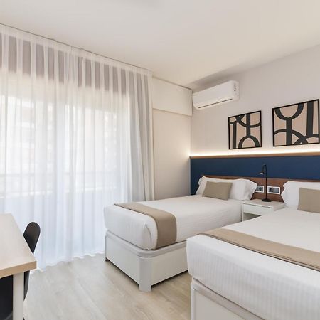 Roisa Hostal Boutique Madrid Buitenkant foto