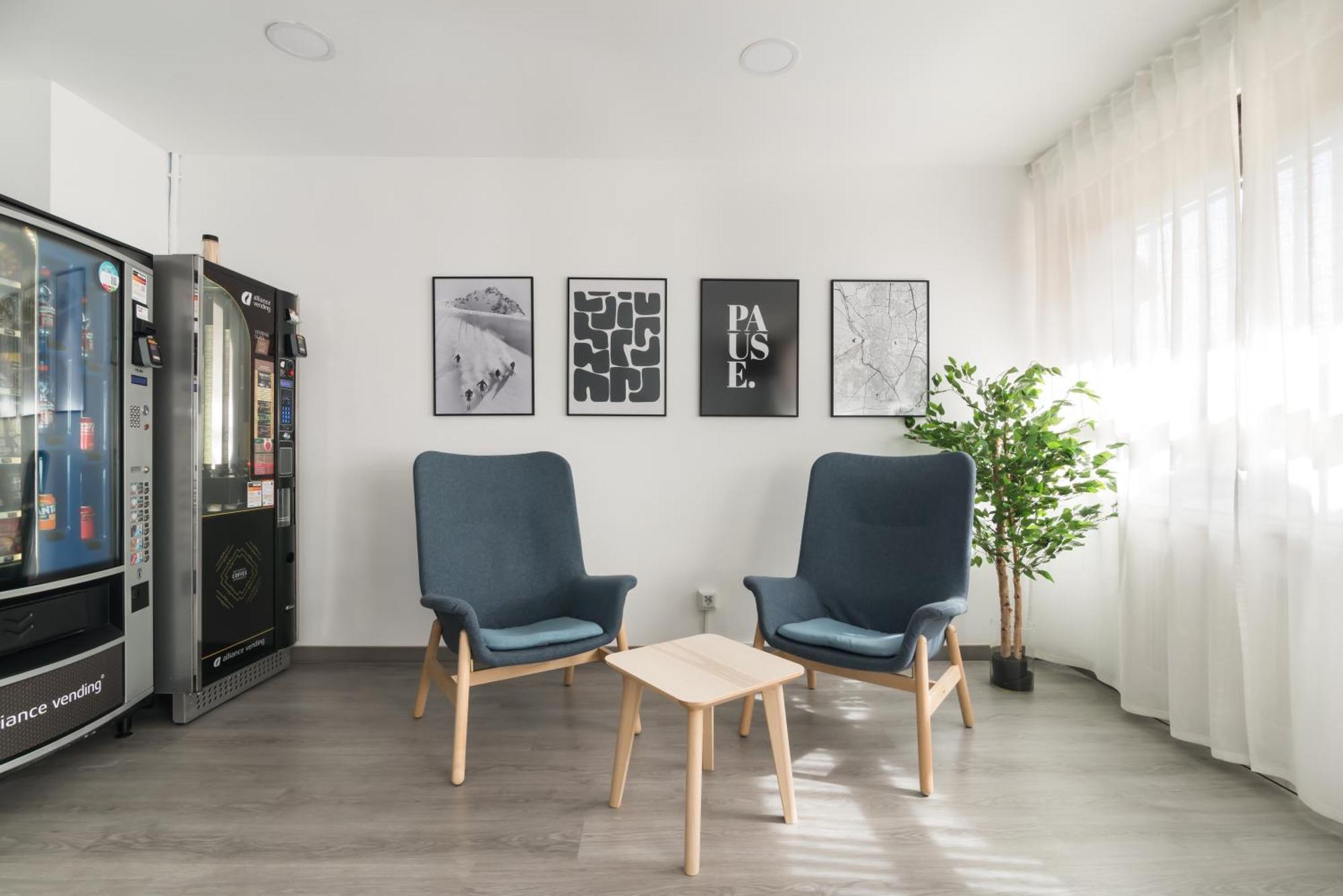 Roisa Hostal Boutique Madrid Buitenkant foto