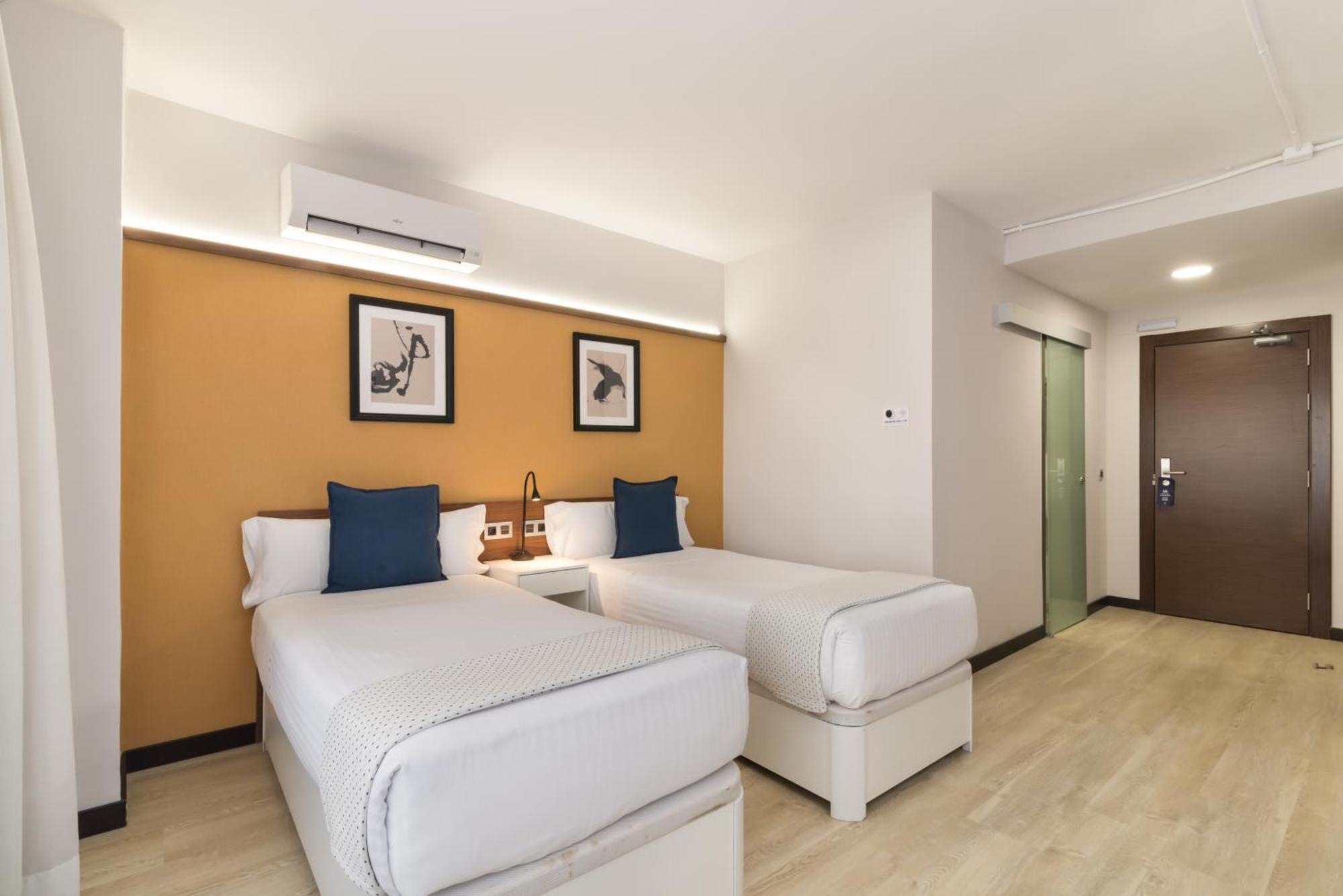 Roisa Hostal Boutique Madrid Buitenkant foto
