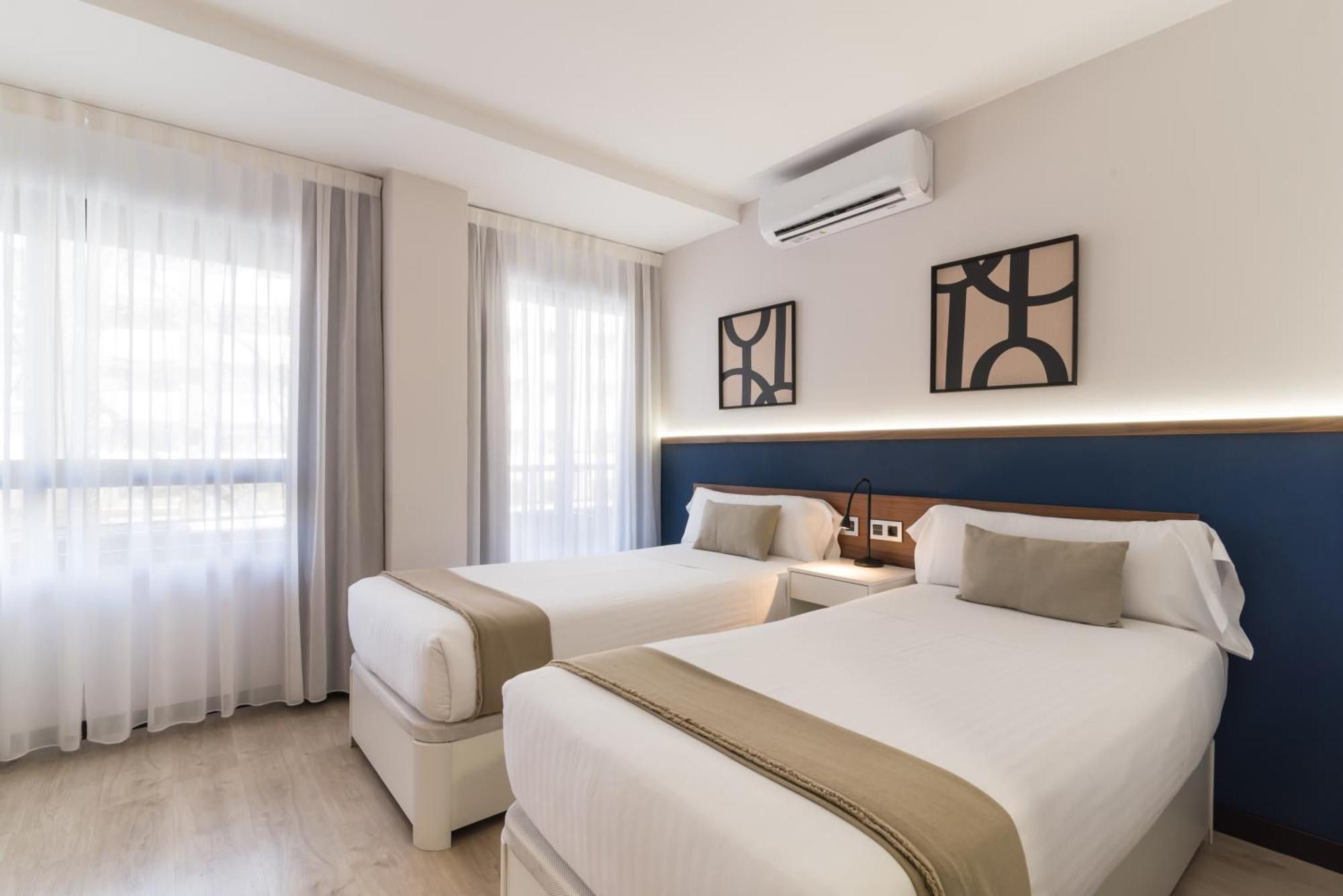 Roisa Hostal Boutique Madrid Buitenkant foto