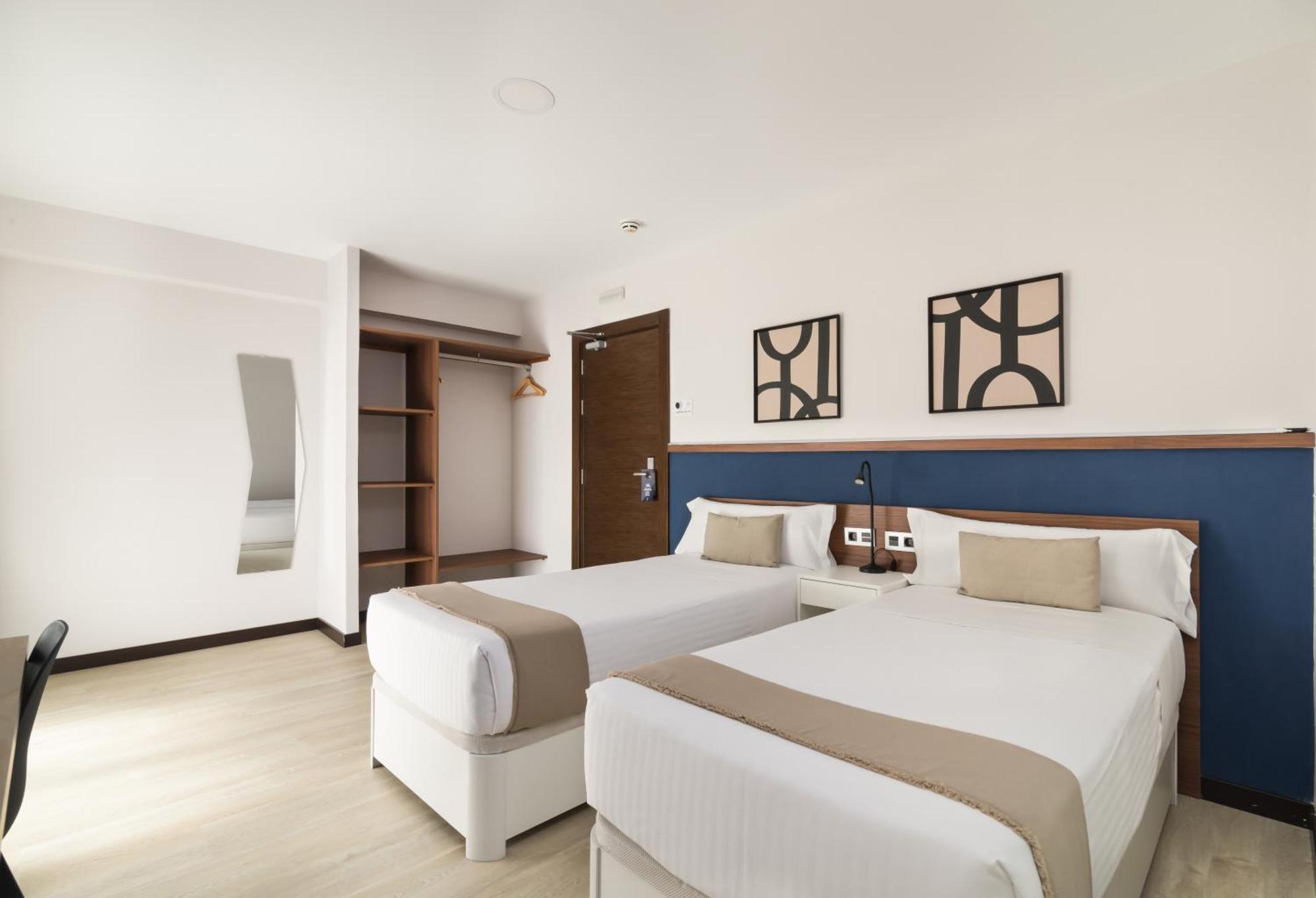 Roisa Hostal Boutique Madrid Buitenkant foto