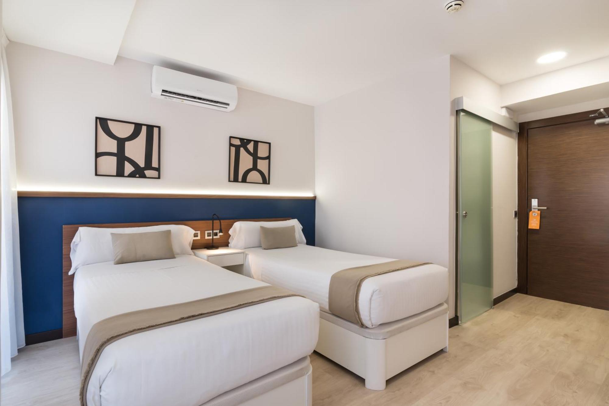 Roisa Hostal Boutique Madrid Buitenkant foto