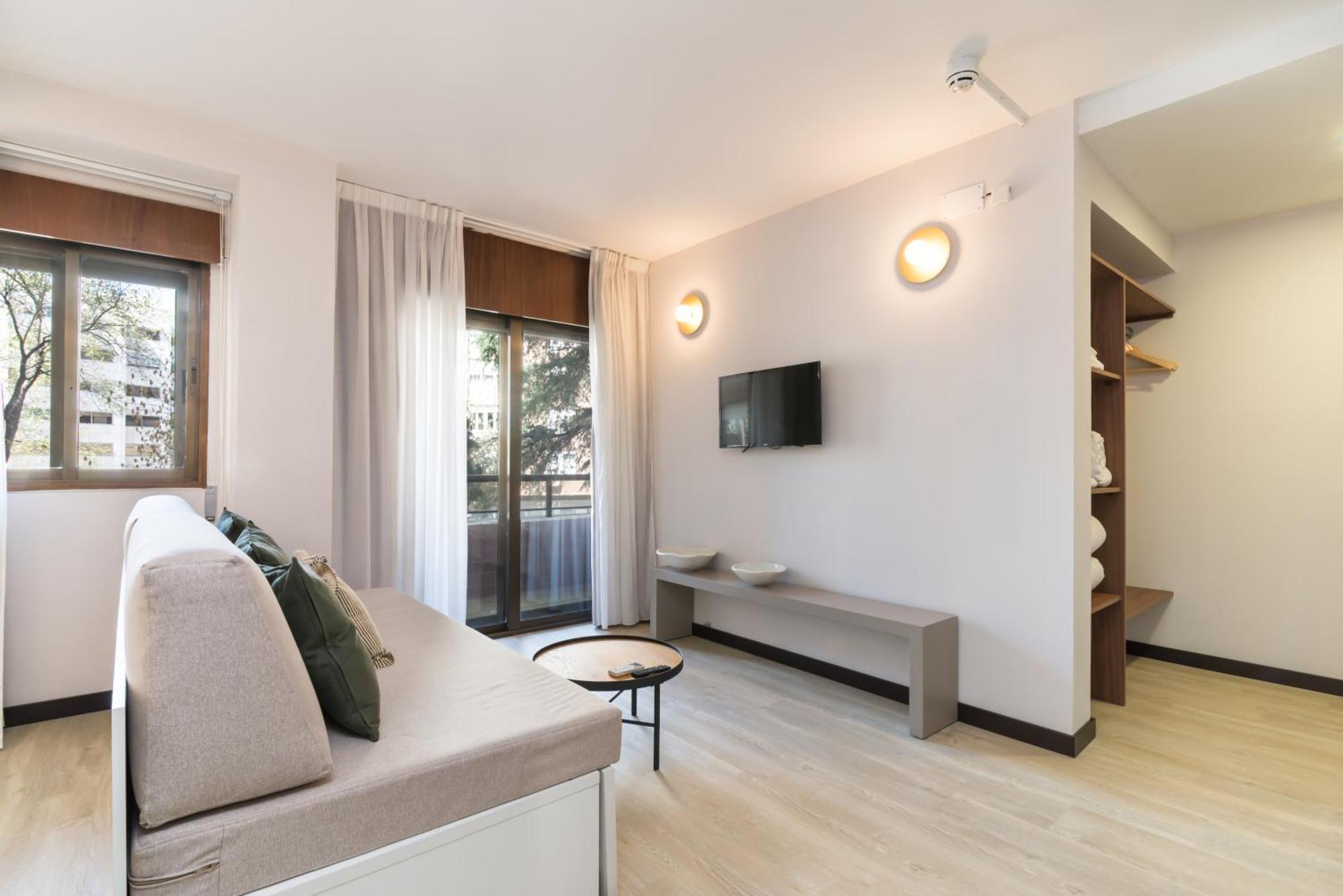 Roisa Hostal Boutique Madrid Buitenkant foto