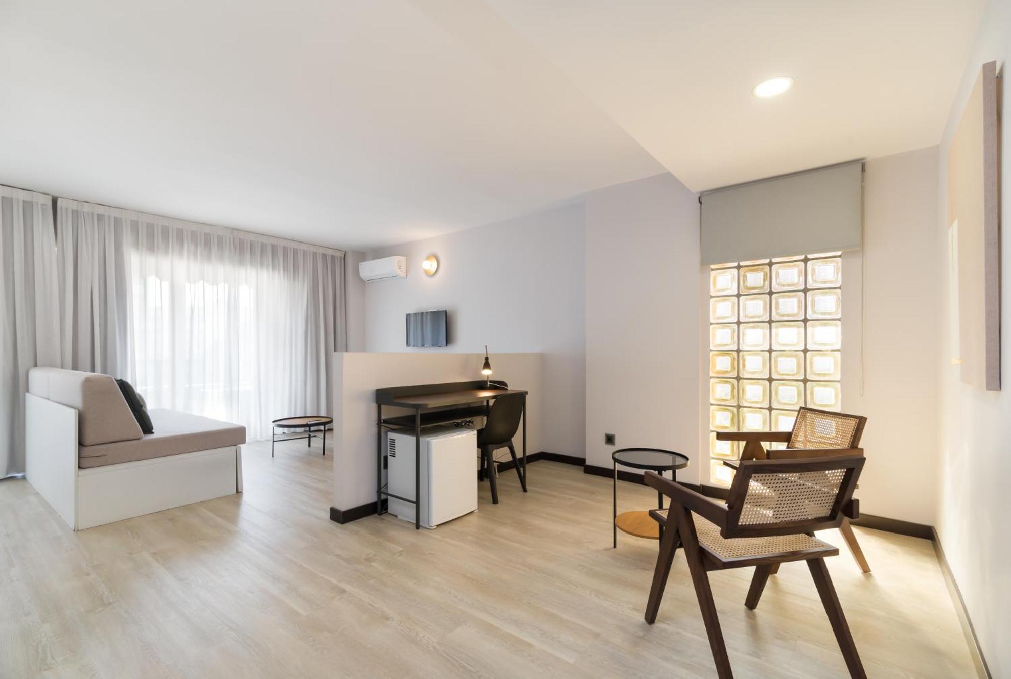 Roisa Hostal Boutique Madrid Buitenkant foto